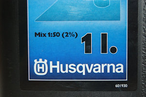 Логотп настоящего моторного масла Husqvarna HP