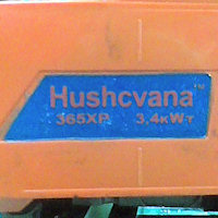 Бензопила Hushcvana 365XP - поддельный логотип